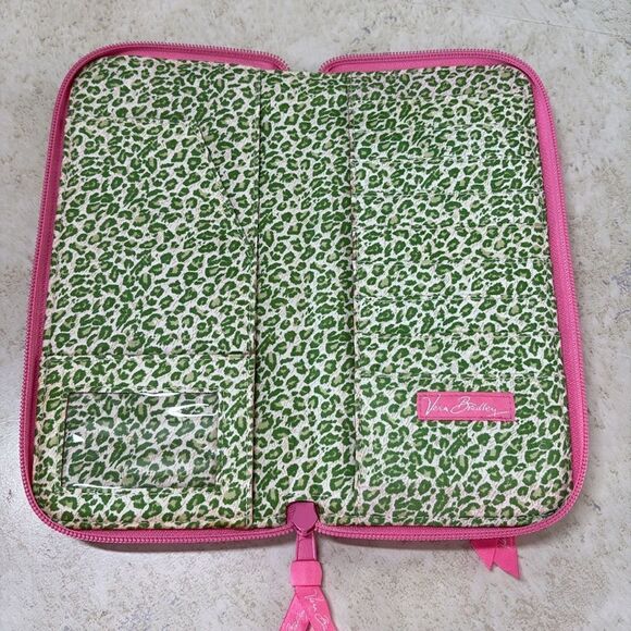 Vera Bradley Petal Pink Travel Wallet - Picture 5 of 6